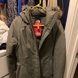 North Face Parka “ Arctic Parka II” Size M